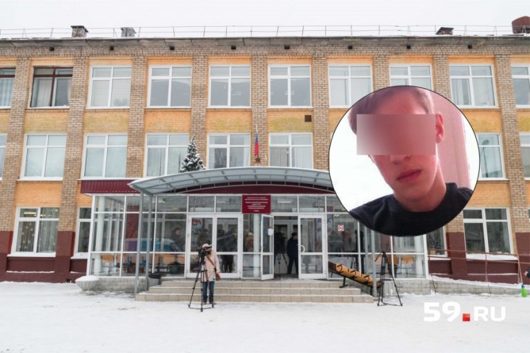 В результате поножовщины в Пермской школе пострадали 14 учеников и учитель