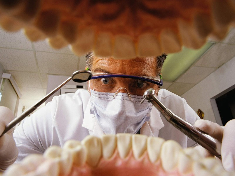 Как лечат кариес? Что делать если боитесь лечить зубы?