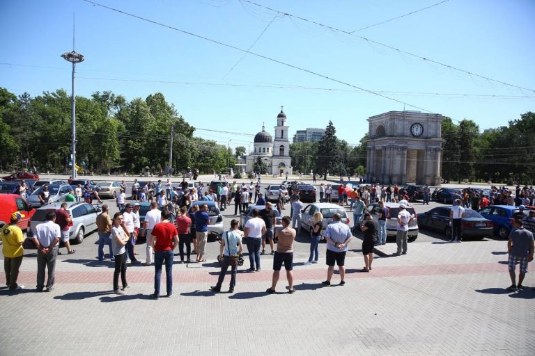 Автолюбители против ампп