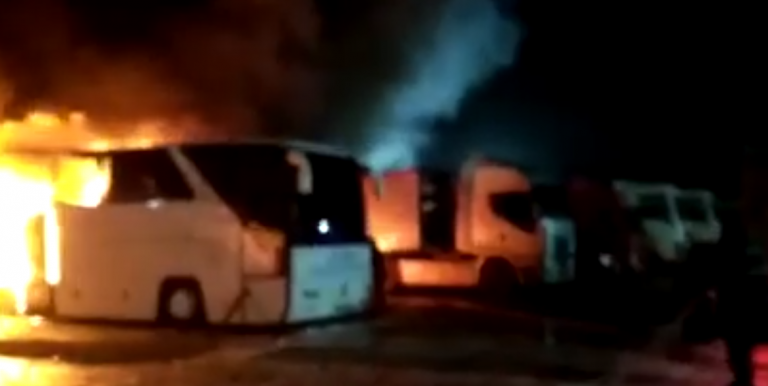 (ВИДЕО) Сожжен автобус «Москва-Чадыр-Лунга», в котором был снят предвыборный ролик ПСРМ. Социалисты призывают конкурентов, в первую очередь ДПМ, вести себя в рамках приличия