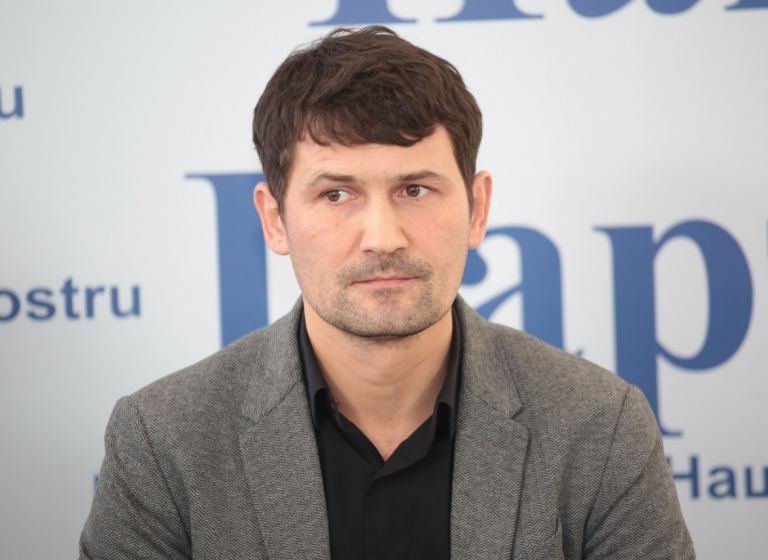Кандидата от Нашей Партии Виктора Богатько не допустили к выборам. В ОИС заявили, что в списках подписей есть недостатки