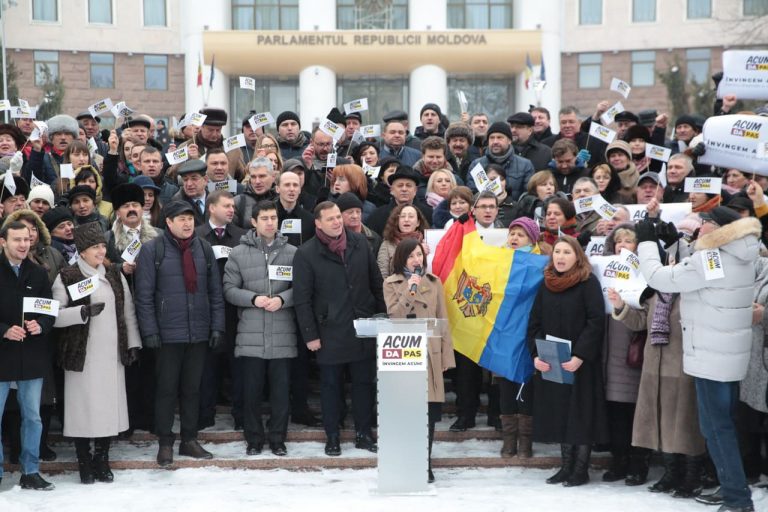 Чиновничье прошлое членов блока ACUM
