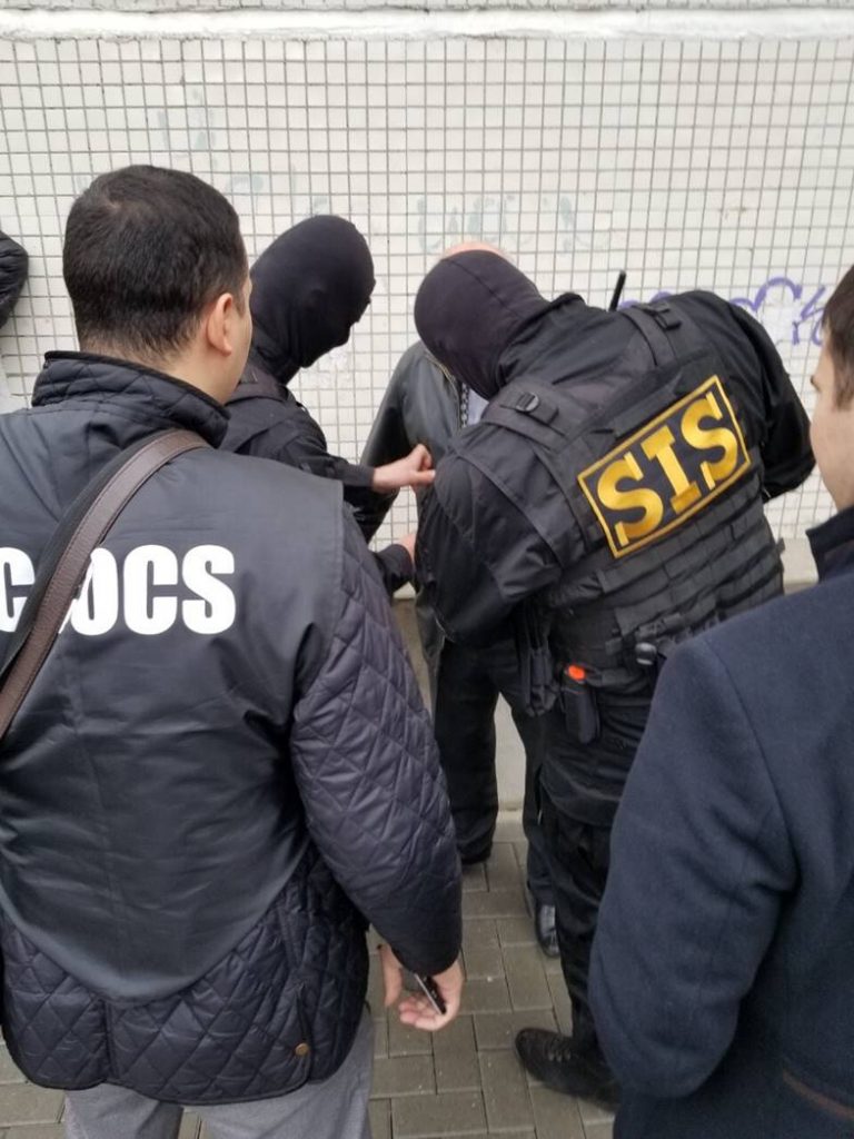 (Фото) СИБ задержал группу наркоторговцев: четыре человека находятся под следствием