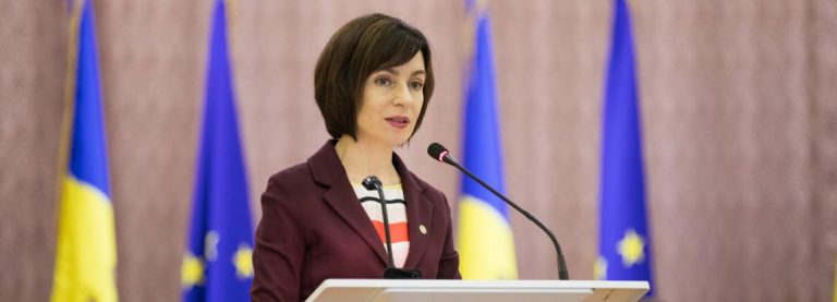 Додон обвиняет Санду в том, что она «боится» вступать с ним в дебаты