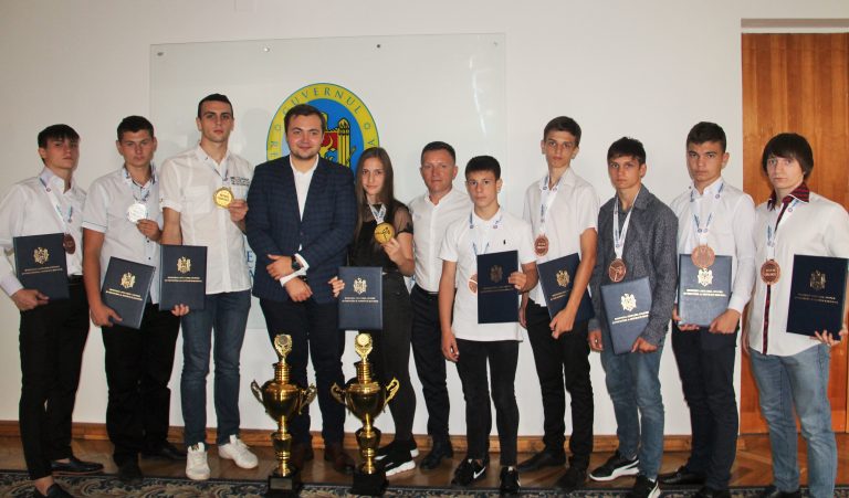 Десять кикбоксеров из Молдовы стали призерами Чемпионата Европы
