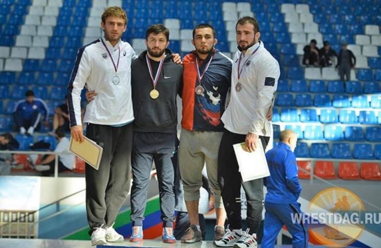 Спортсмен из Комрата завоевал золото на Межконтинентальном кубке по вольной борьбе в Дагестане