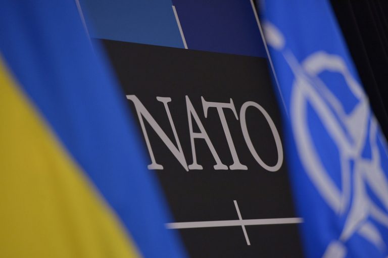 Киев запросил помощь у НАТО на случай стихийного бедствия и катастрофы