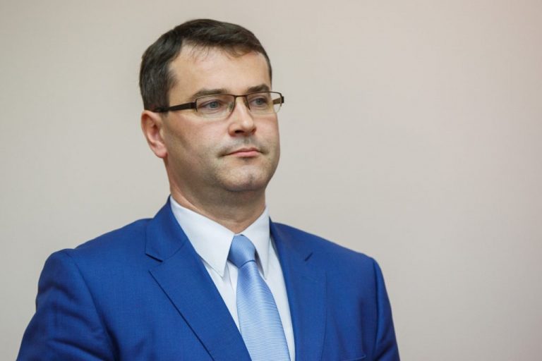 Анатол Усатый принял присягу в Правительстве. В Гагаузии снова вакантна должность заместителя председателя Исполкома