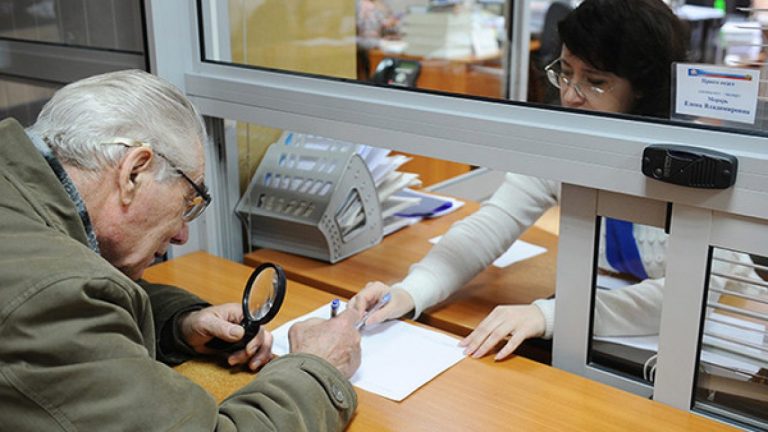 Помощь в размере 700 лей в преддверии Рождества. Кто сможет её получить?