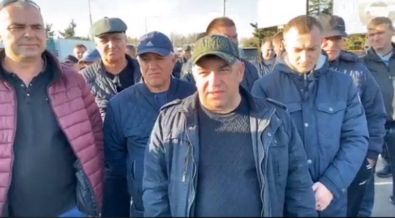 (Видео) Два дня на ответ: Перевозчики просят Додона обратиться в Москву, иначе они снова заблокируют дорогу