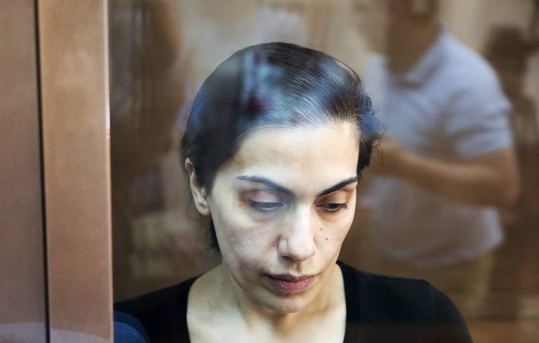 Суд арестовал банковские счета и средства обвиняемой в шпионаже гражданки Молдовы Цуркан на 451 млн рублей