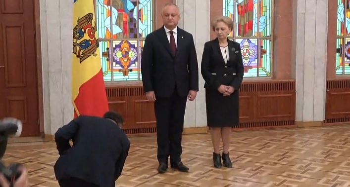 (video) Правительство Иона Кику приняло присягу