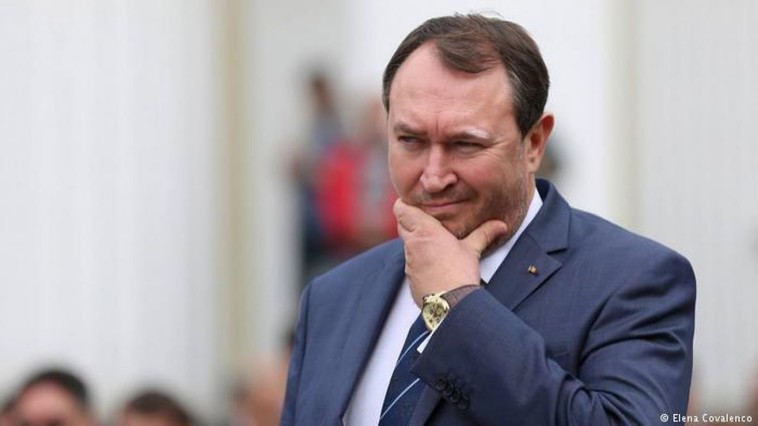 Александру Тэнасе: Глава государства не нарушил Конституцию, когда назначил премьер-министром Кику