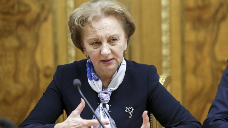 ПСРМ: предлагаем новое большинство с ACUM, но не согласимся с премьер-министром Майей Санду