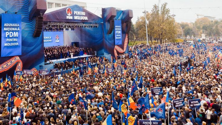 Узурпация государственной власти оспаривается в Кишиневском апелляционном суде. Один из судей по делу — родственник Влада Плахотнюка