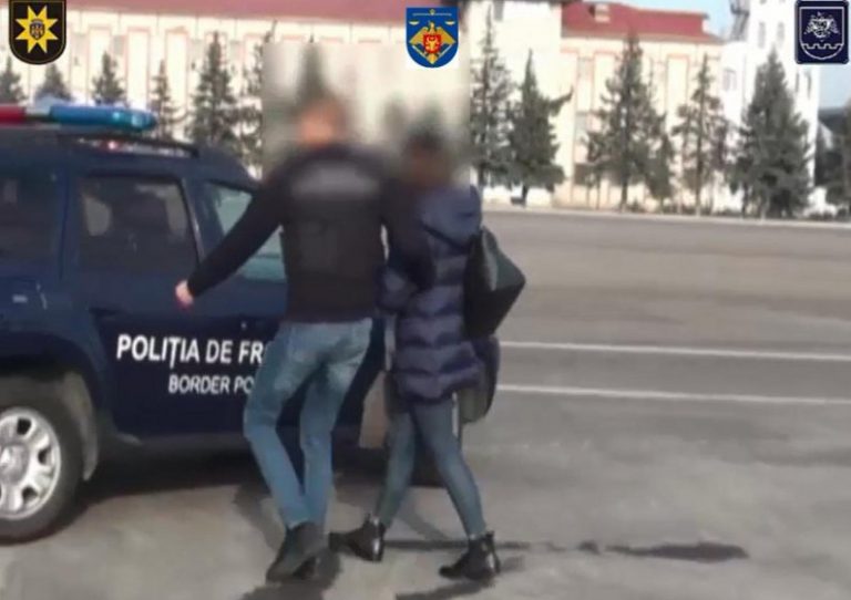 (Видео) Обещали 75 тысяч евро в год за сексуальные услуги в ЕС. В кишиневском аэропорту задержали члена преступной группировки