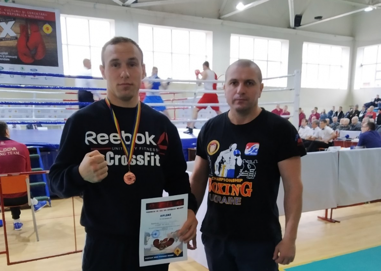 Воспитанник Комратской муниципальной спортшколы завоевал бронзу на чемпионате Молдовы по боксу
