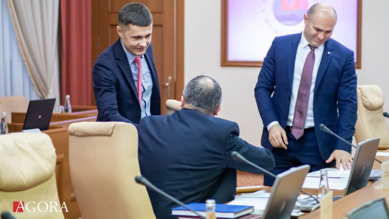 Депутаты ACUM выдвинули простой вотум недоверия министру юстиции