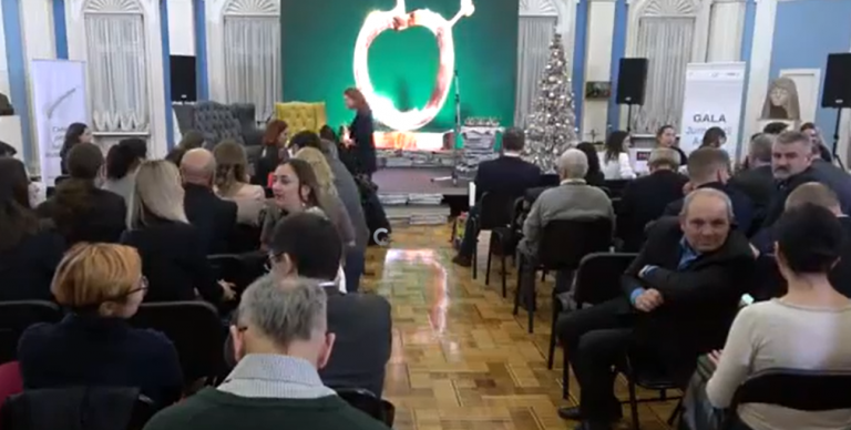 LIVE: Церемония награждения лучших журналистов 2019 года
