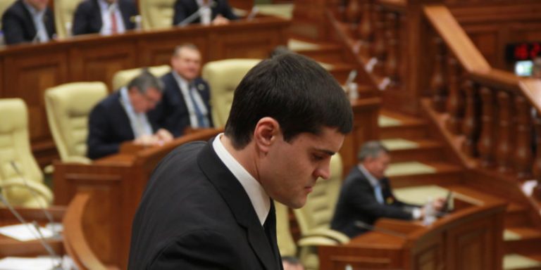 Интерпол объявил Константина Цуцу в международный розыск