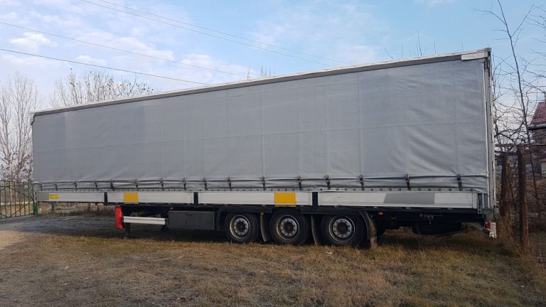 Молдавские полицейские обнаружили на границе Джурджулешты полуприцеп, который разыскивал Интерпол