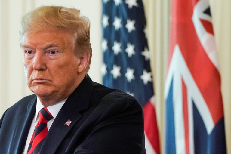 Трамп согласился начать процесс передачи власти Байдену, но не намерен признавать поражение