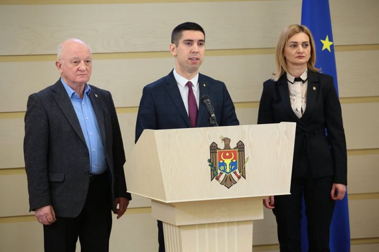 Депутаты PAS требуют объяснений от генпрокурора по случаю исчезновения парня в Приднестровье. Они считают, что его арестовали