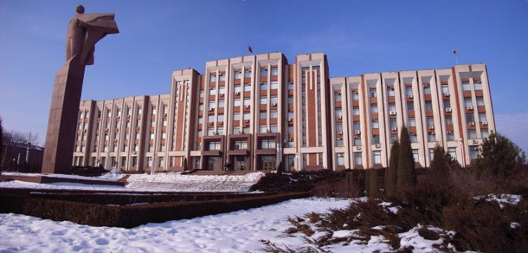 Реакция Тирасполя после того, как Кишинев отменил запрет на движение. Объявление Кику застало его врасплох