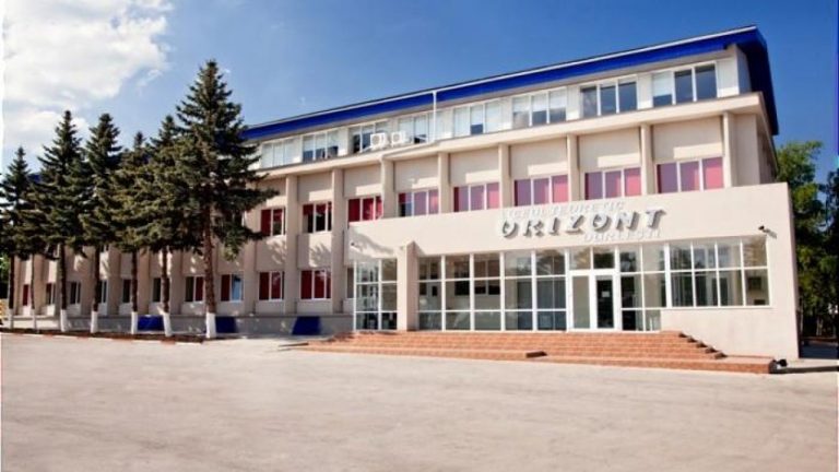 Додон говорит, что сеть лицеев «Orizont» была продана, и государство в этом «не участвовало и не могло этого сделать»