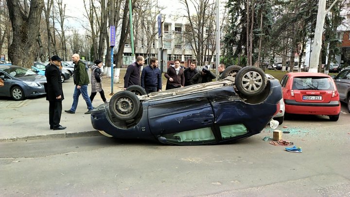 Гранта перевернулась авария