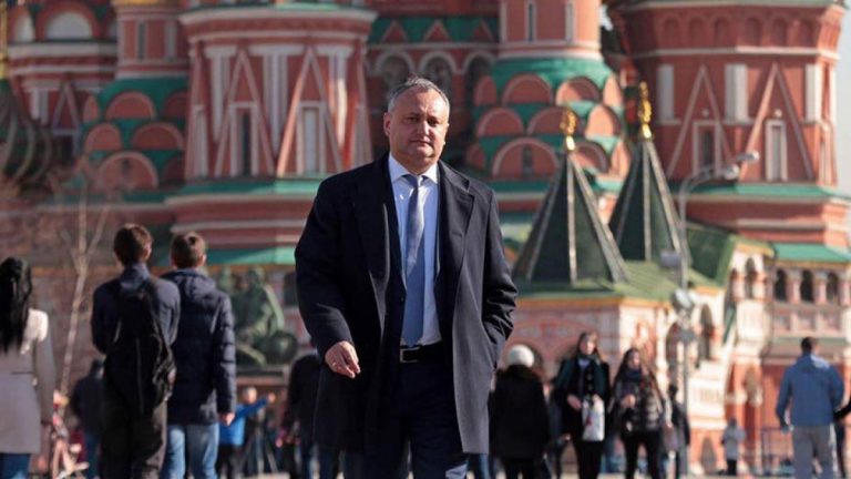 (DOC) Игорь Додон летит в Москву. Российское посольство в Кишиневе попросило зарезервировать ему место в самолете