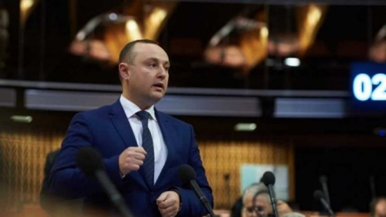 Советник одного из вице-спикеров Парламента заразился COVID-19