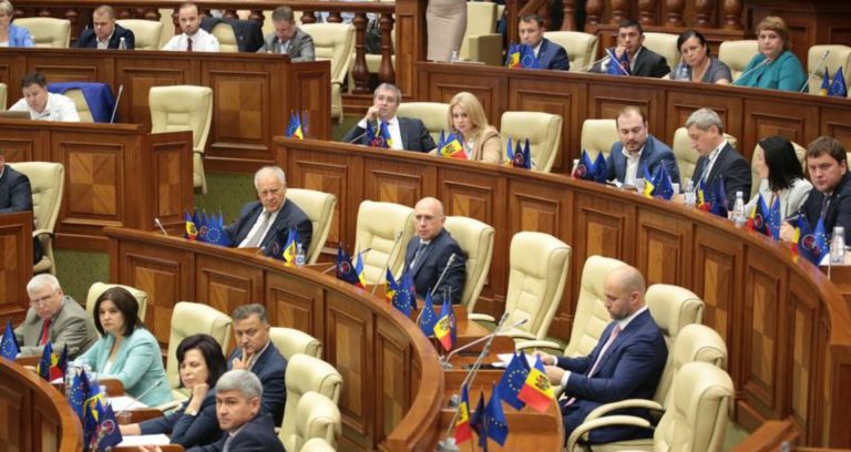 ДПМ покинул четвертый депутат за сегодня