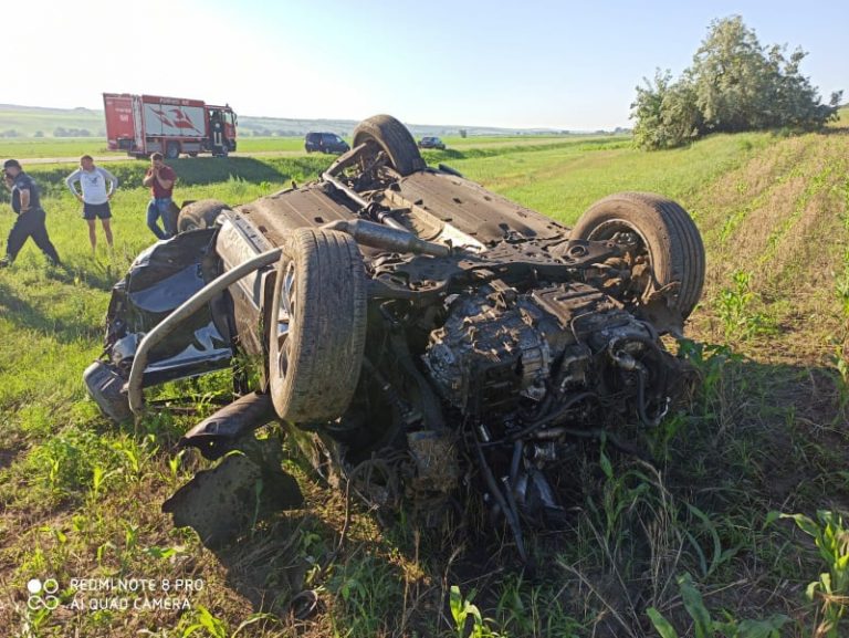 (ФОТО) Ужасная авария на трассе Чимишлия-Хынчешты. Погибла девушка