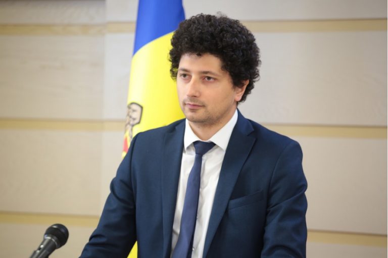 (DOC) Свадьба сына премьер-министра Кику: Депутат PAS обратился в SPPS за объяснениями