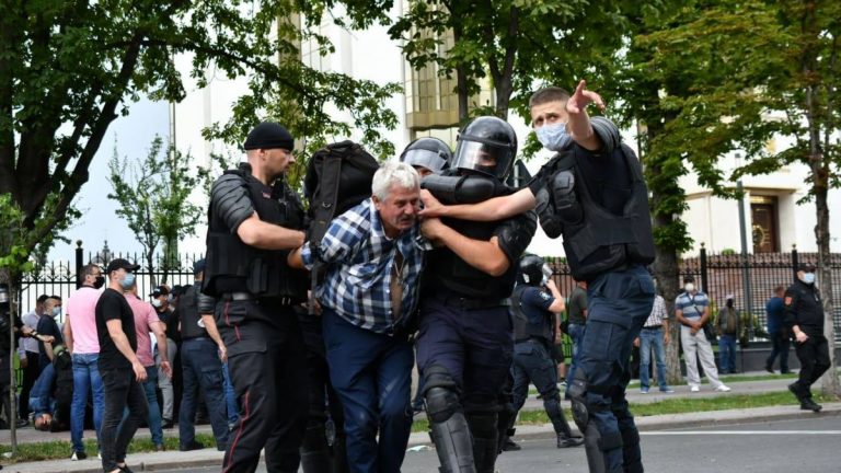 Amnesty International: Мы осуждаем применение силы и задержание мирных демонстрантов