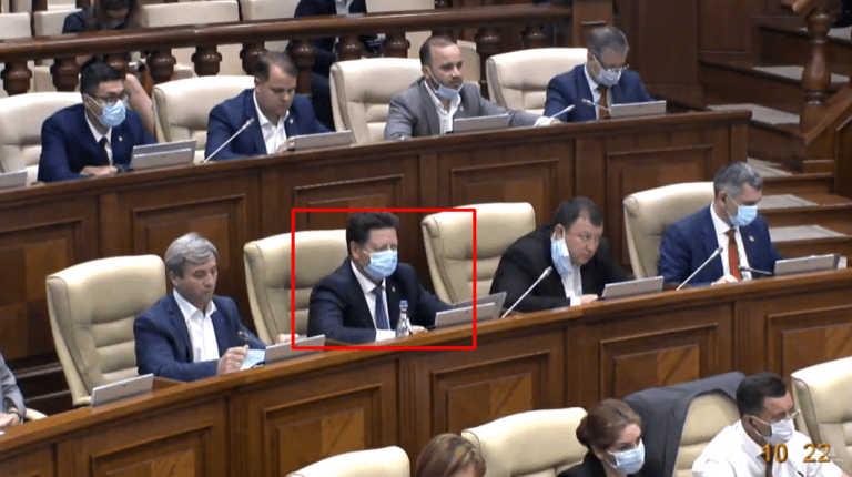 Штефан Гацкан остается депутатом ПСРМ