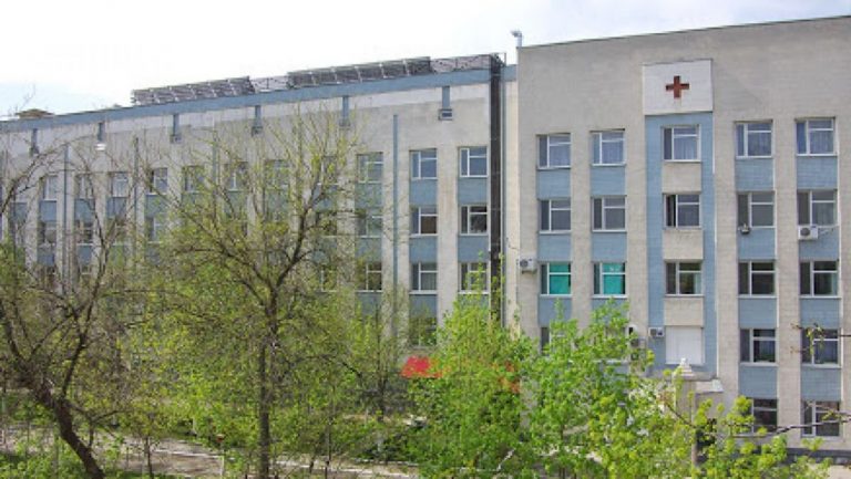 Пациентка, зараженная COVID-19, найдена мертвой в ванной комнате больницы «Архангела Михаила»