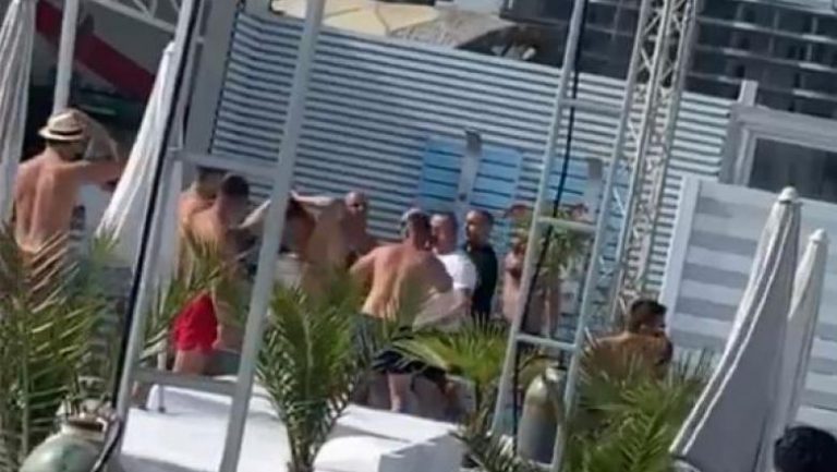 (ВИДЕО) Русская песня стала причиной конфликта. На румынском курорте молдаване устроили драку