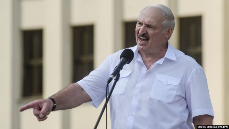 Лукашенко объявил, что «впервые за четверть века» привел войска в полную боеготовность