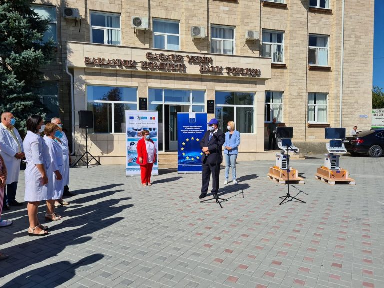 (ВИДЕО/ФОТО) ЕС передала два аппарата УЗИ больницам Комрата и Чадыр-Лунги