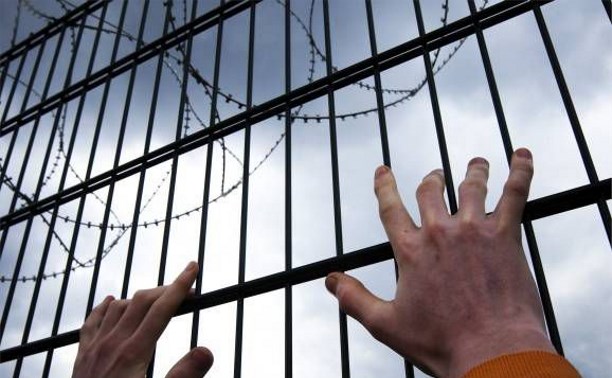 Заключенный сбежал из тюрьмы Бранешт. Он прятался в шахте