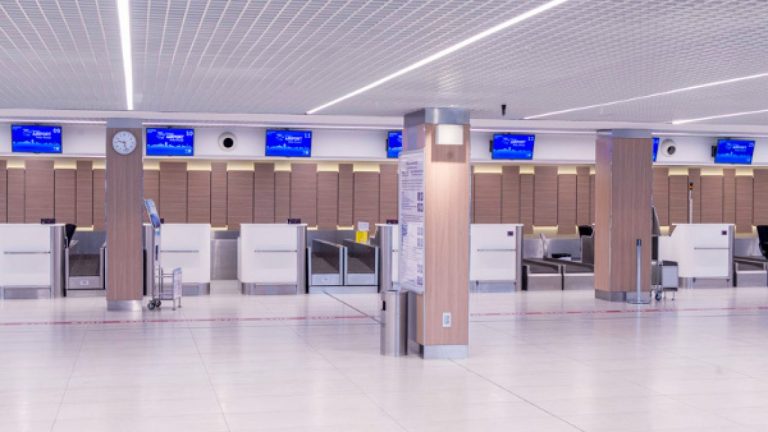 Компанию Avia Invest, которая взяла в концессию столичный аэропорт, оштрафовали на сумму более 31 млн леев