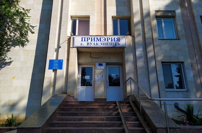 (DOC) Сегодня состоится экстренное заседание городского совета Вулканешт. На повестке один вопрос