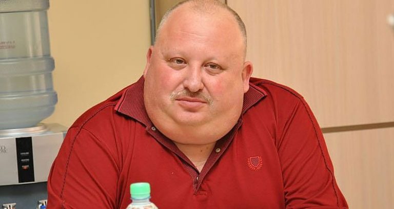 ZdG: Экс-директор интерната Игорь Сандлер, осужденный за торговлю детьми, вышел из тюрьмы. Его дело будет вновь рассмотрено в суде