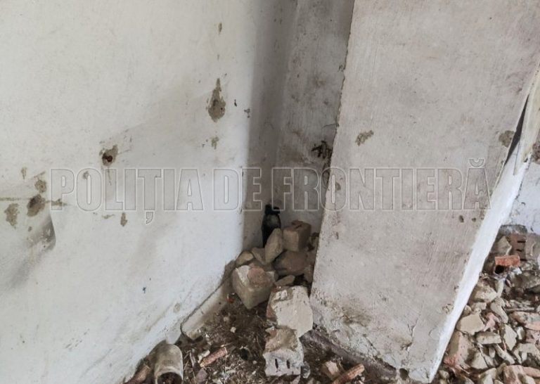 (ФОТО) Сосуд с ртутью обнаружили полицейские в заброшенном доме