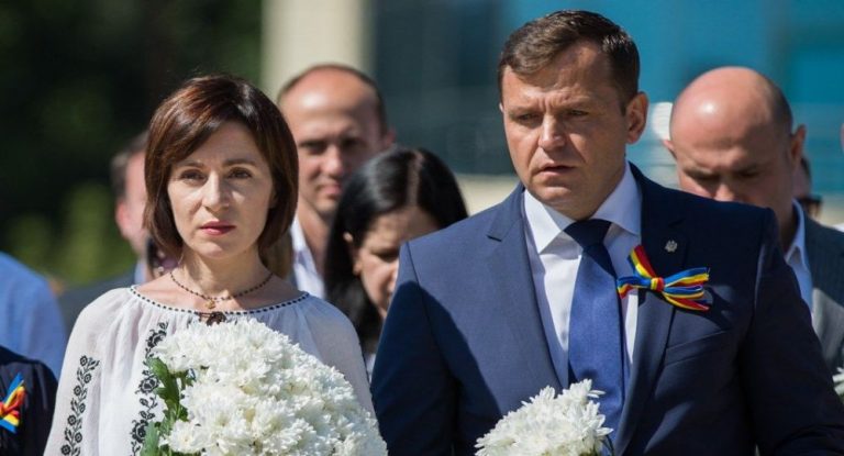 Нэстасе вновь просит Майю Санду выйти из гонки и поддержать его кандидатуру
