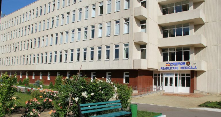 Жена депутата Лебединского назначена директором Центра протезирования