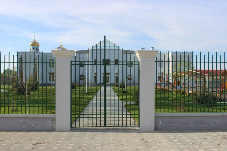 Детский сад Dostluk в Чишмикиой переходит на дистанционное обучение