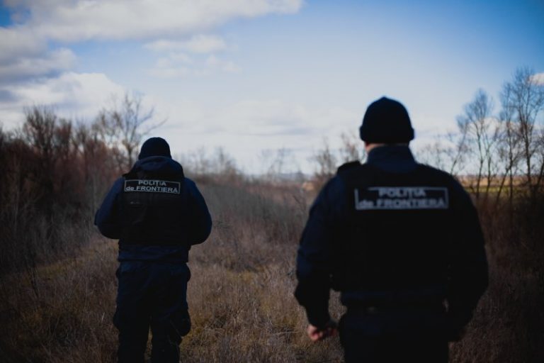 10 спецбригад в поисках двух несовершеннолетних, которые отправились посетить город Сороки